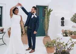 Adeline Maxime leur mariage idyllique sur la belle île de Santorin, en Grèce