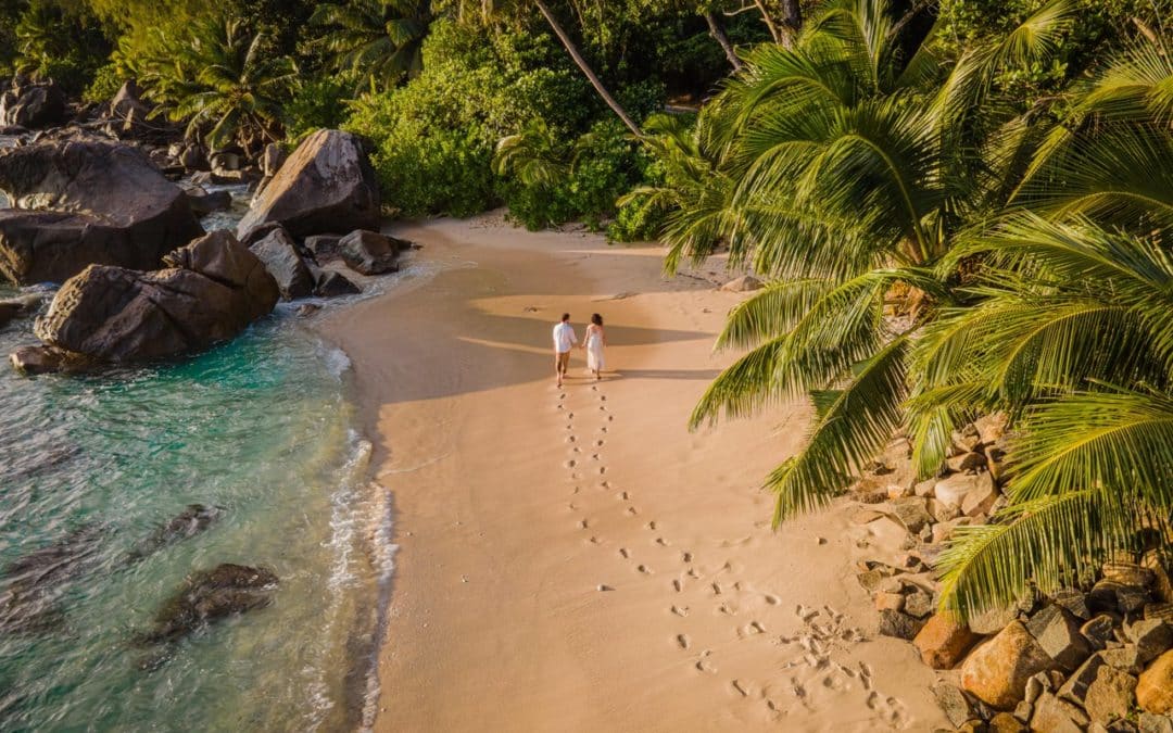 Voyage de noces aux Seychelles : guide complet pour une lune de miel de rêve